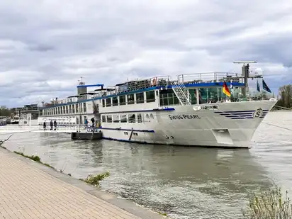 MS Swiss Pearl Außenansicht