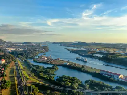Blick auf den Panama-Kanal