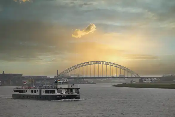 Ihr Schiff MS Princess