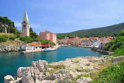 Veli Losinj auf der kroatischen Insel Losinj