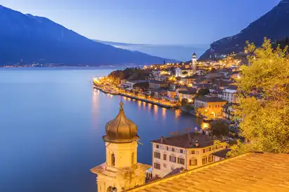 Limone sul Garda in der Lombardei am Gardasee, Italien