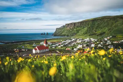 Vík í Mýrdal im Süden Islands