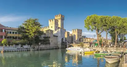 Die Scaligerburg in Sirmione am Gardasee