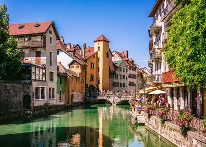 Alpenstadt Annecy im Südosten Frankreichs