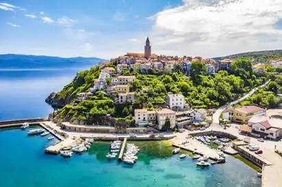 Vrbnik auf der Insel Krk in der Kvarner Bucht, Kroatien