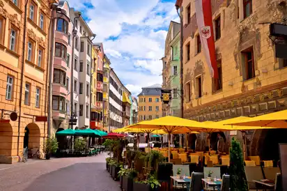 Altstadt von Innsbruck in Tirol, Österreich