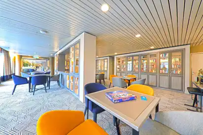 Ihr Schiff die MS Artania - Bibliothek 