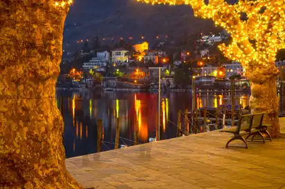 Die Seepromenade Piazza Mota, Ascona