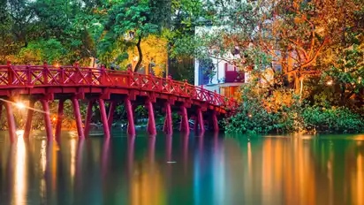 Rote Brücke Hanoi, Vietnam