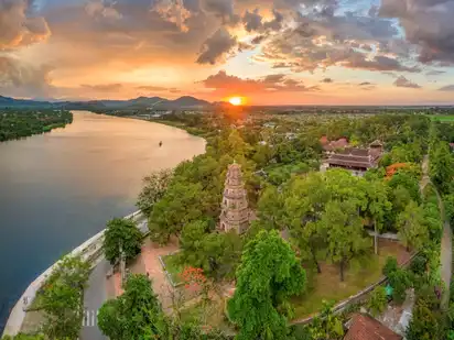 Thien Mu Pagode ist eine der alten Pagoden in der Stadt Hue