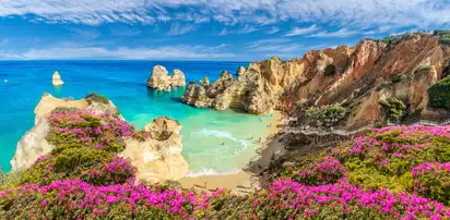 Die Strände der Algarve im Frühling