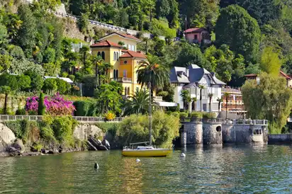 Cannero Riviera am Lago Maggiore in Norditalien 