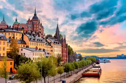 Stockholm im Sommer beim Sonnenuntergang, Schweden
