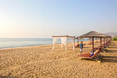Ihr Miramar Al Aqah Beach Resort in Fudschaira - Strand