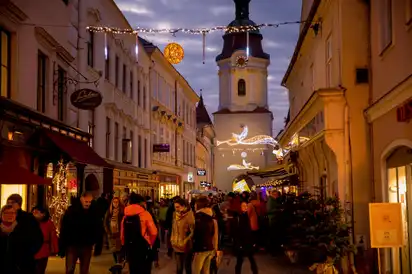 Kremser Landstraße im Advent