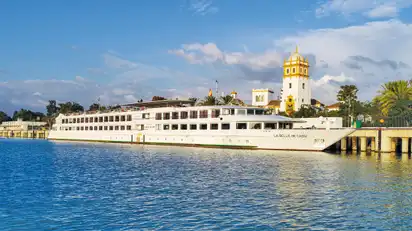 Ihr Flussschiff