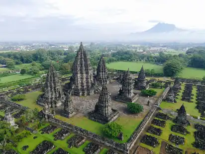 Ruinen von Prambanan Tempel in Indonesien