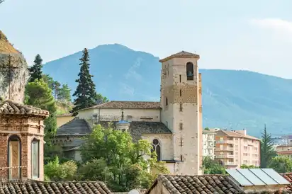  San Pedro de la Rúa Kirche in Estella, Navarra, Baskenland, Nordspanien, Spanien