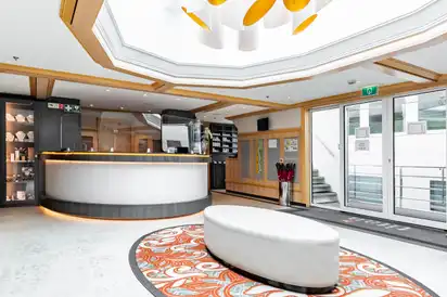 Ihr Flussschiff