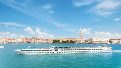 Ihr Flussschiff