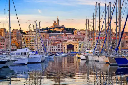 Yachten im alten Hafen von Marseille, Frankreich