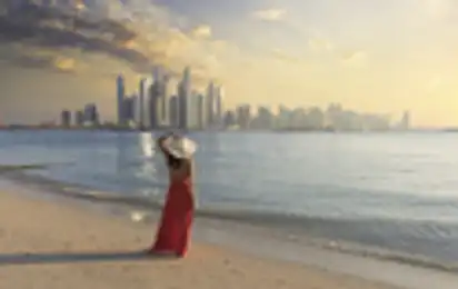 Blick auf die Skyline von Dubai, VAE