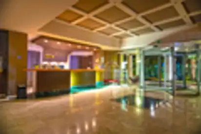 Ihr 5***** Hotel Dion Palace  - Rezeption