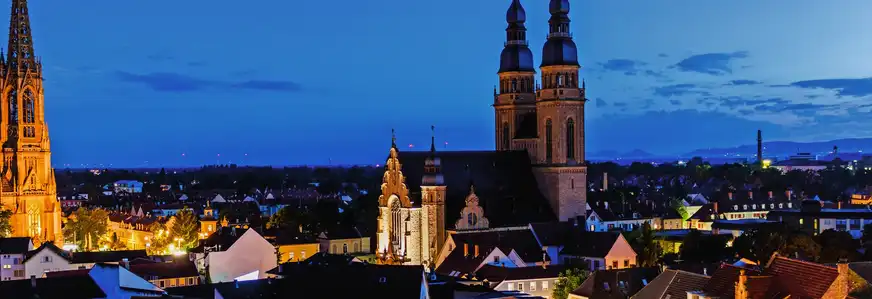St. Josephkirche und Gedächtniskirche bei Nacht
