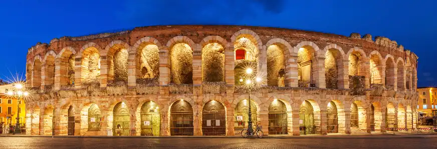 Das Amphiheater Arena di Verona in Italien
