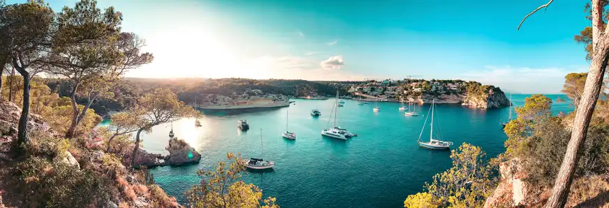 Strandbucht iauf Mallorca im Herbst