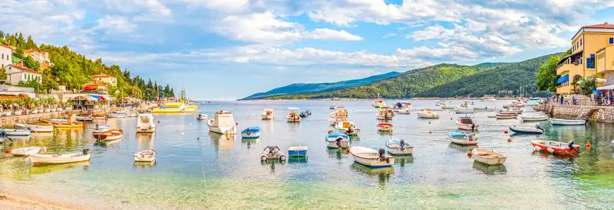 Hafen von Rabac, Kroatien