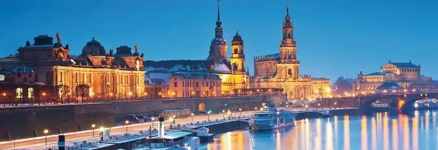 Winterabend in Dresden, Deutschland