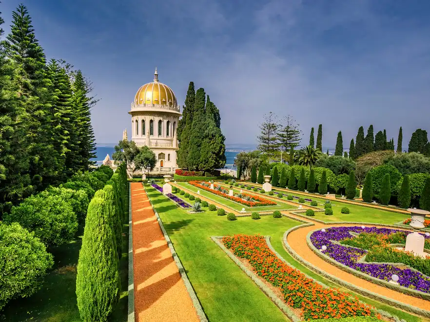 Blick über die Bahai-Gärten in Haifa, Israel