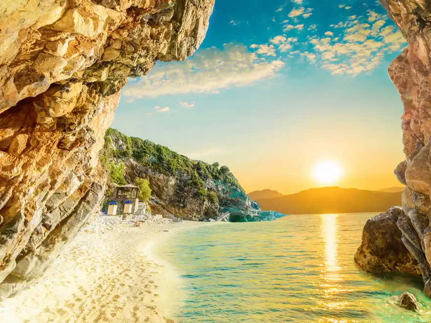 Schöne Aussicht über den Strand von Korfu, Pelion, Mylopotamos