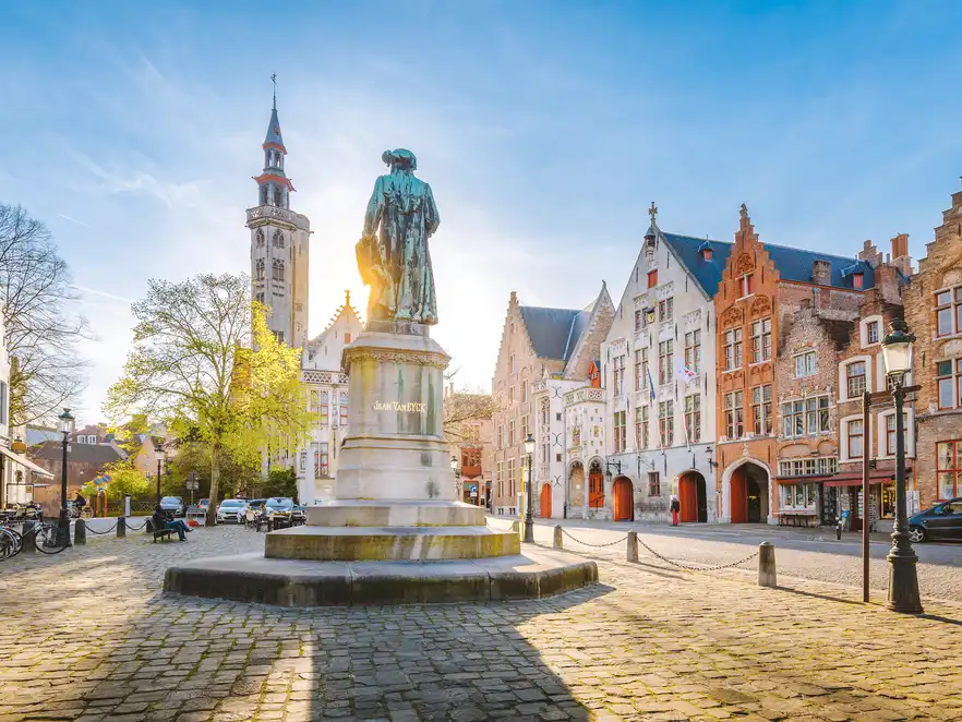 Jan-van-Eyck-Platz in Brügge, Belgien