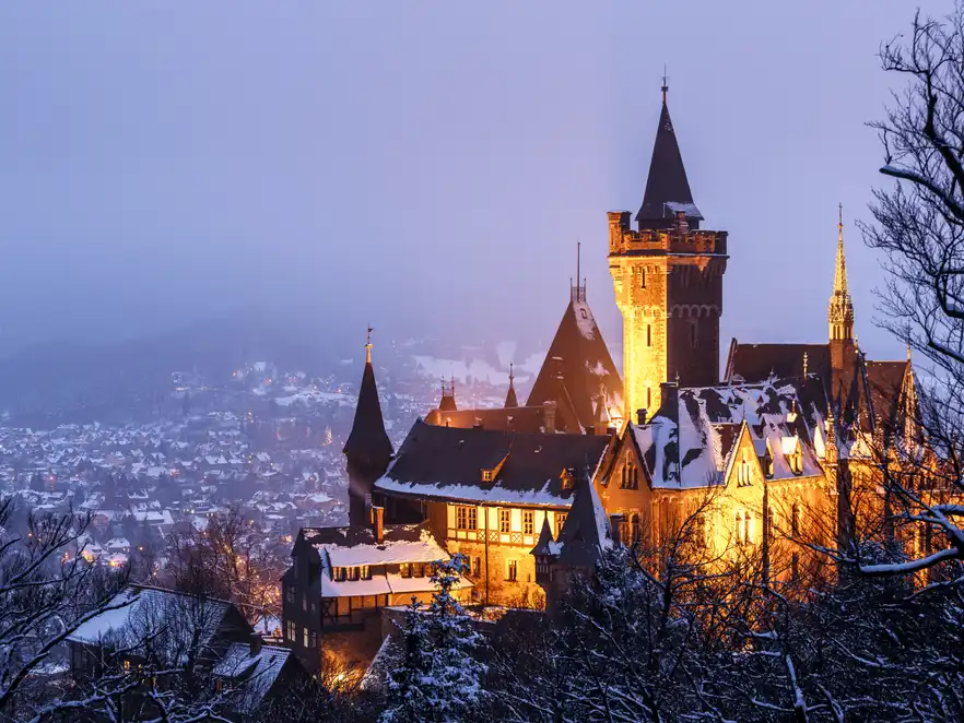 Schloss in Wernigerode im Winter, Deutschland