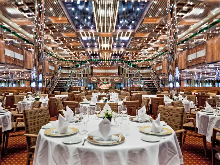 Das Restaurant Otto e mezzo auf Ihrem Kreuzfahrtschiff Costa Fascinosa.