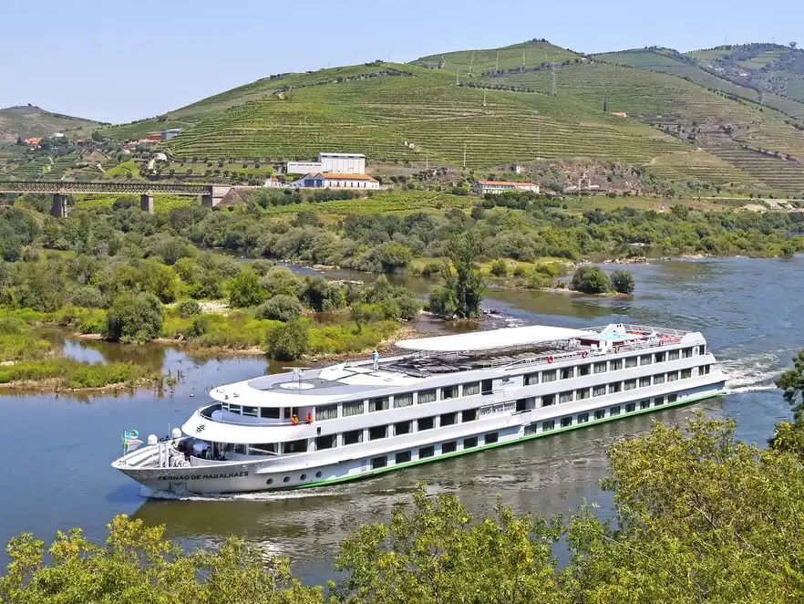 Ihr Schiff die MS Magellan.