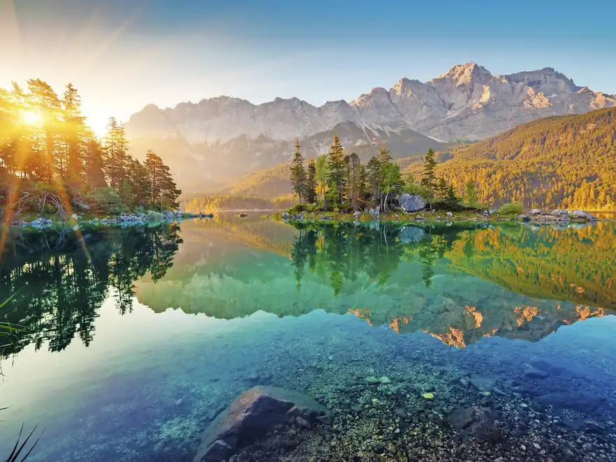 Eindrucksvoller Eibsee an der Zugspitze 