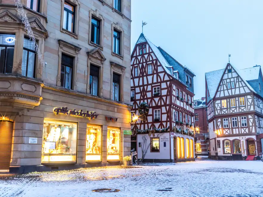 winterliche Altstadt von Mainz