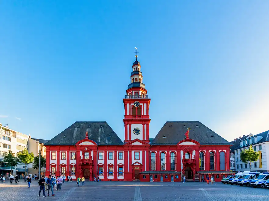 Marktplatz und Altes Rathaus in Mannheim, Deutschland