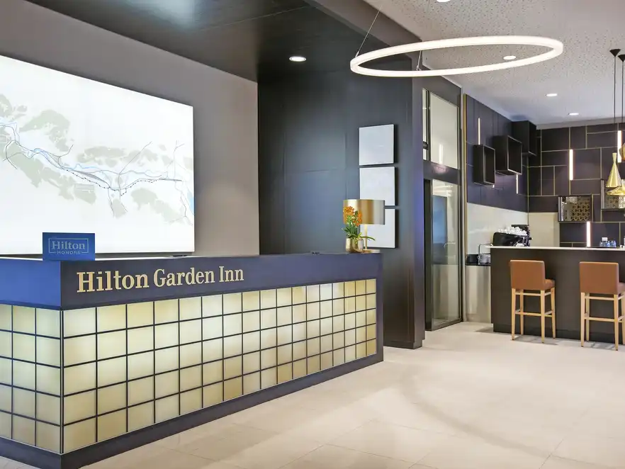Ihr Hilton Garden Inn Zürich Limmatthal - Rezeption