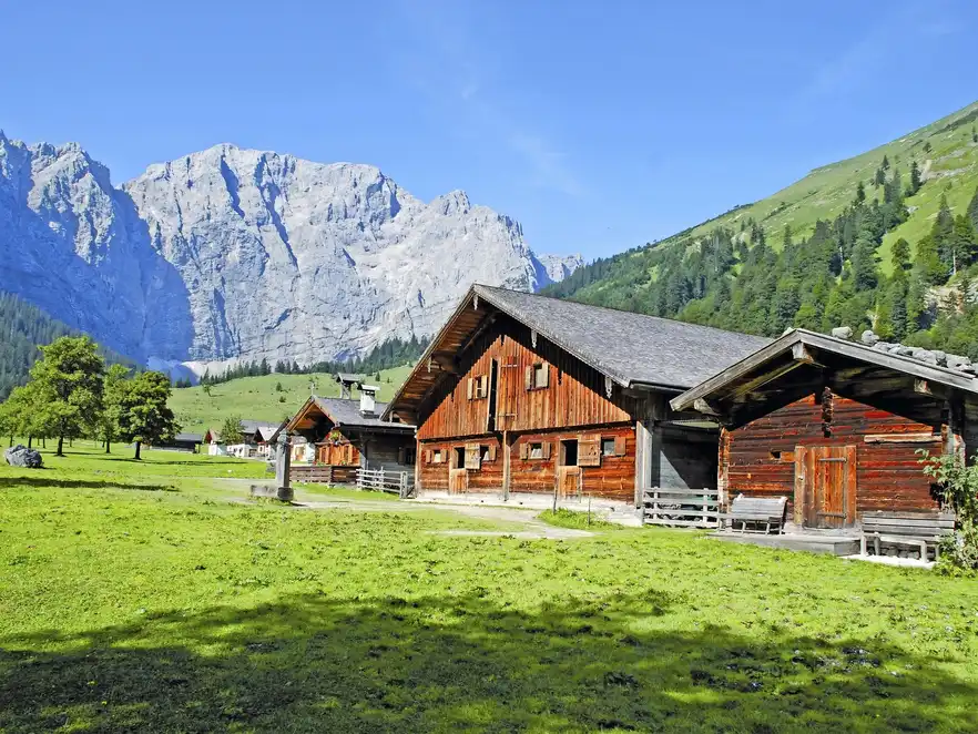 Engalm im Naturschutzgebiet Großer Ahornboden.