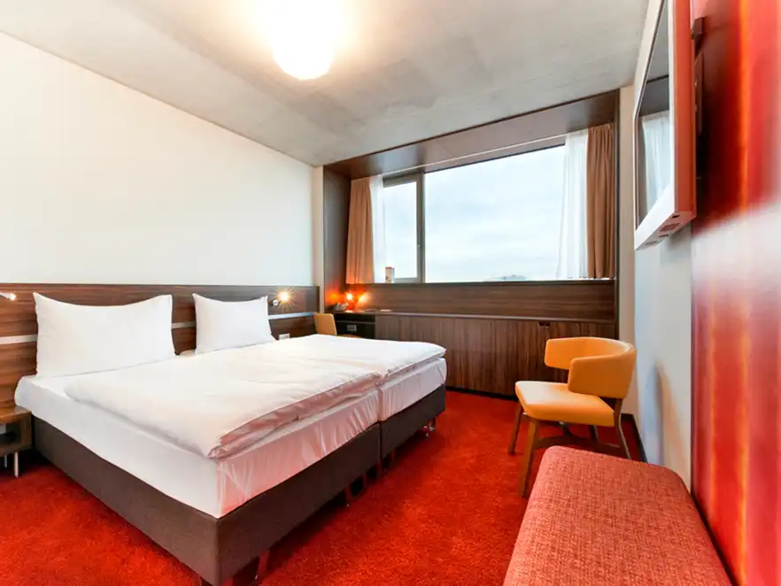 Ihr Hotel Simms in Wien - Zimmerbeispiel Comfort red