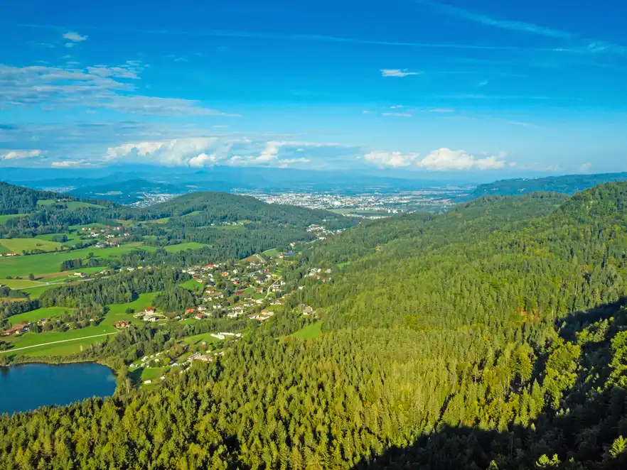Der Rauschelesee ist ein See im Keutschacher Seental in Österreich