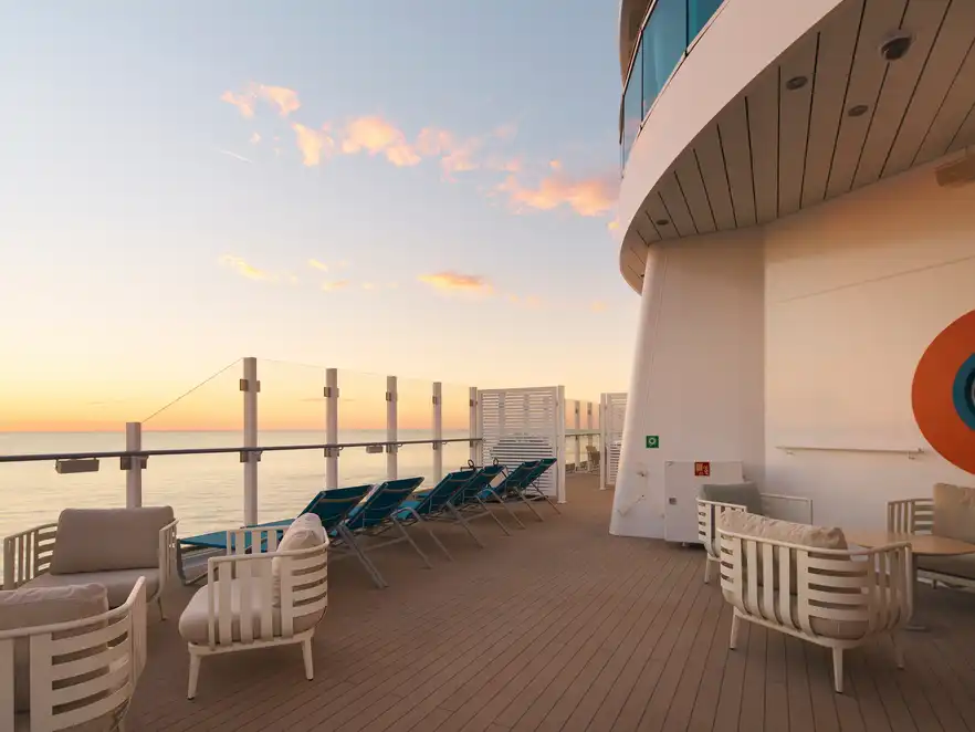 Sonnendeck auf Ihrer Costa Toscana