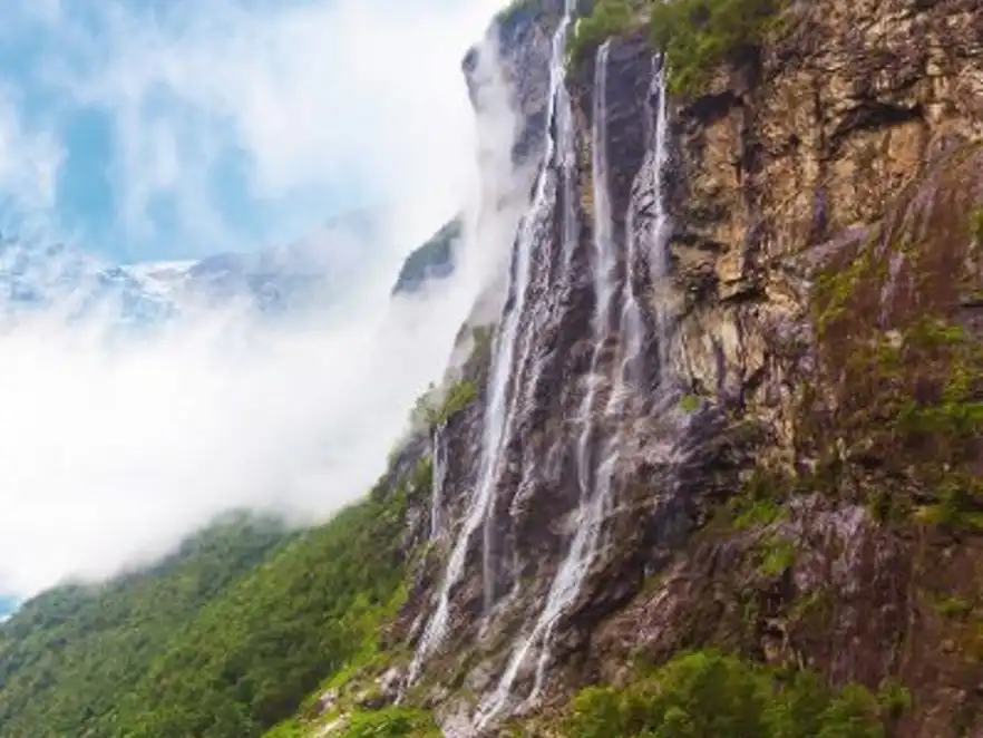 Wasserfall im Geirangerfjord, Norwegen