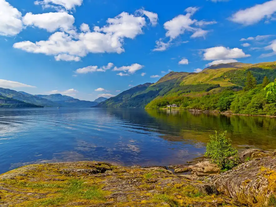Loch Lomond bei Rowardennan, Sommer in Schottland, Großbritannien